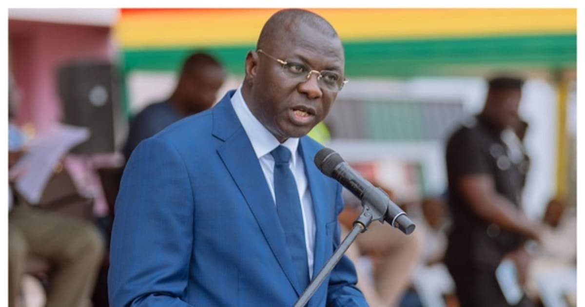 Your rush to paint the economy struggling ignored key indicators - Minority to Mahama.